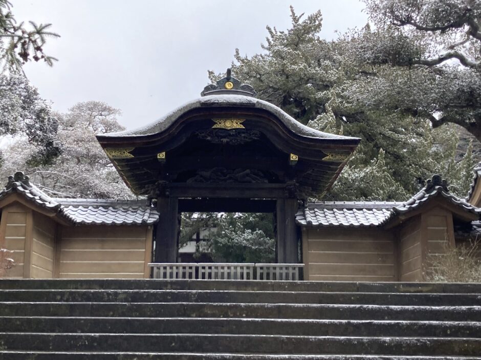 円覚寺雪景色2026